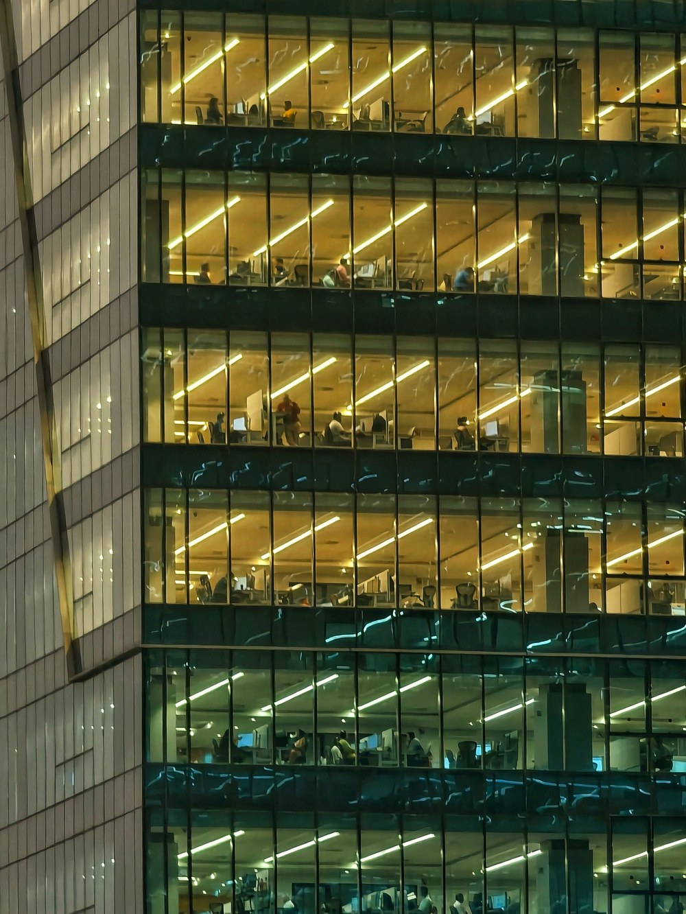 Modern office building — Inflo Systems